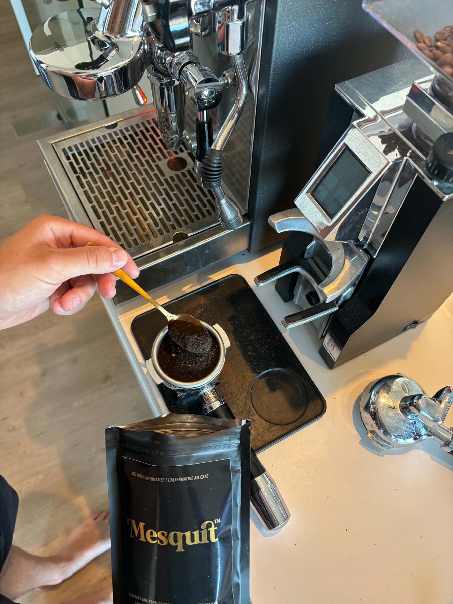 Preparing Mesquit with an espresso machine